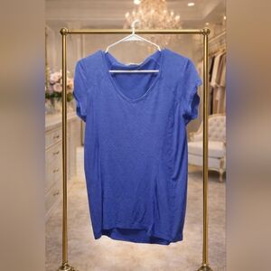 The North Face Women's Medium Short Sleeve Blue Athletic Tee